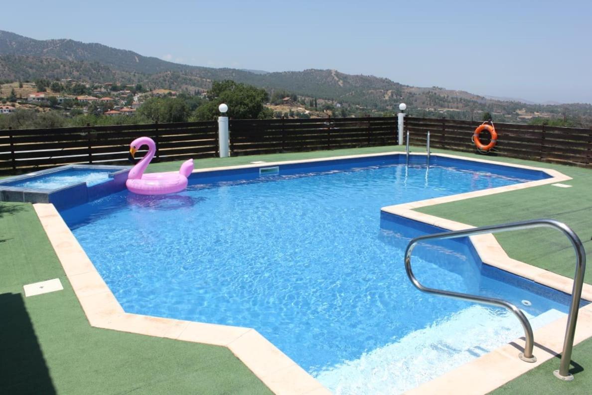 Yiannos House Villa Evrykhou Exteriör bild
