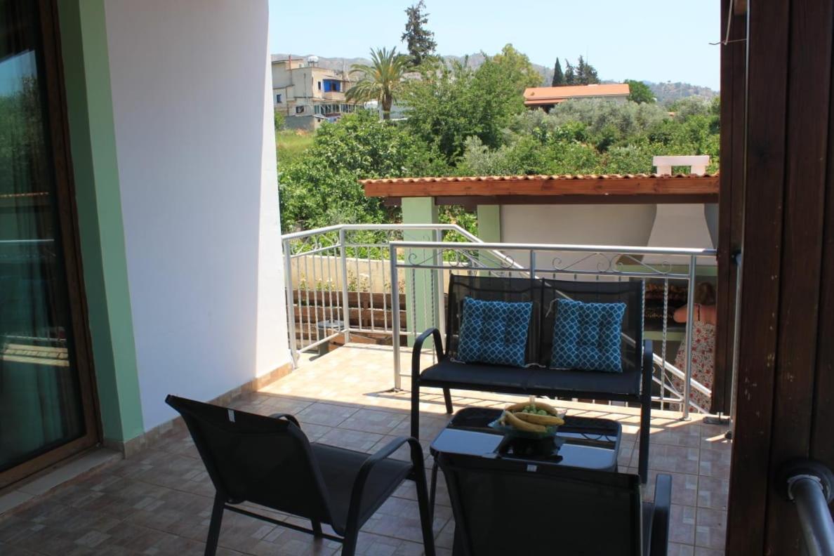Yiannos House Villa Evrykhou Exteriör bild